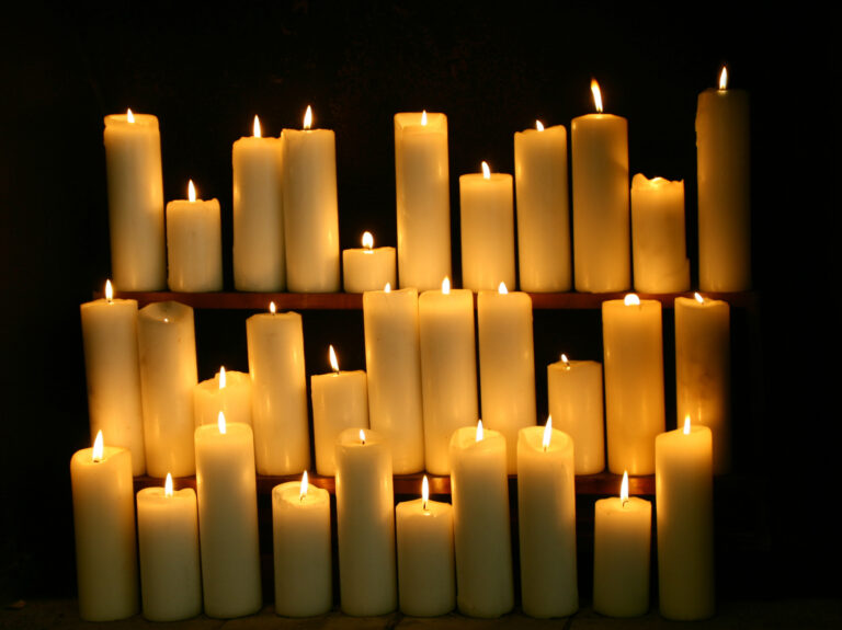 Having bad luck with love? – Cast these 3 love spells Having bad luck with love? – Cast these 3 love spells